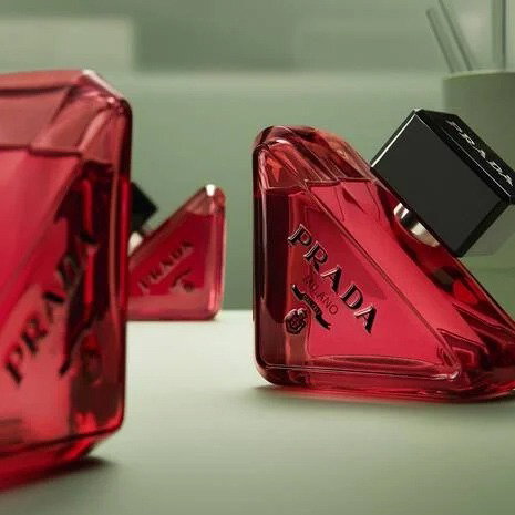 Prada Paradoxe Radical Essence Eau de Parfum 90ml