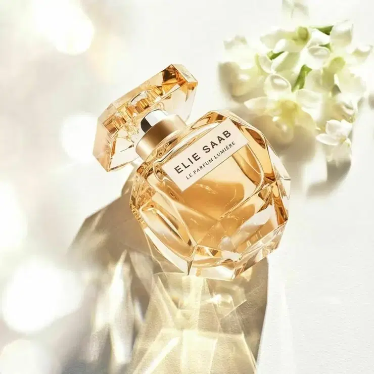 عطر إيلي صعب لو بارفان لوميير أو دو بارفان 90 مل