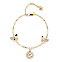 سوار نسائي من شيروتى 1881 باللون الذهبي مع تصميم فراشة