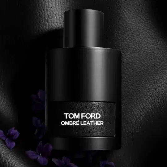 طقم عطر توم فورد أومبري ليذر للرجال 100مل + سبراي للجسم