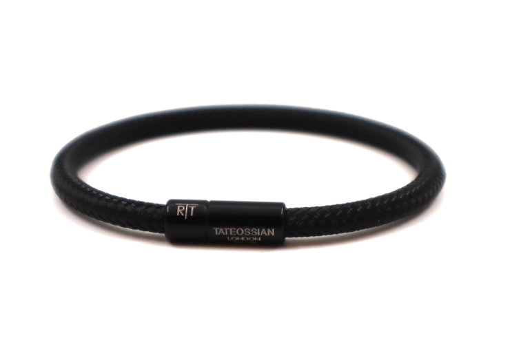 Tateossian men’s bracelet in sleek black design